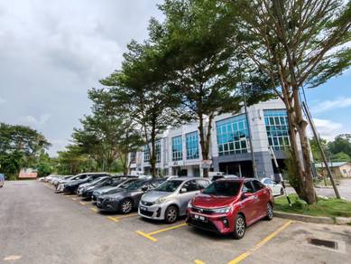 shop lot (CORNER WITH LIMITED UNIT), Puchong Jaya