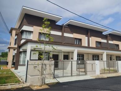 Rumah Freehold Gated 22x70 Seremban 2 South dari RM1900/bln