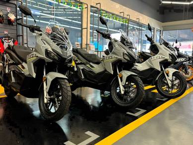 Honda Adv 160 STD READY STOCK MURAH DAN BERBALOI!!