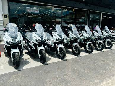 Honda Adv 160 STD READY STOCK MURAH DAN BERBALOI!!