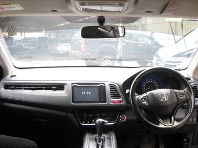 Honda HR-V 1.8 V ENHANCED Keyless Bkit 17Rims