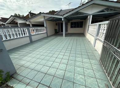 Room-for-rent-Kuching-Sarawak