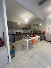 Residensi Adelia