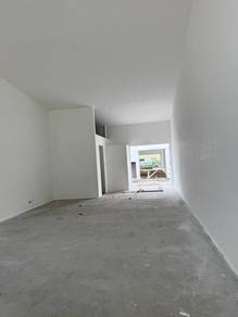 Huge Shop @ Kesuma Square Semenyih Brand New Shop Lot for Rent