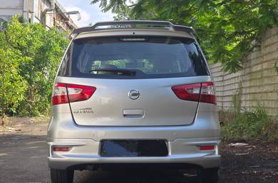 Nissan GRAND LIVINA 1.6 (A)