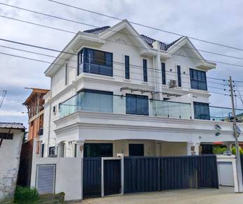Semi Detache House | Likas | New | Prime Area | 3 Storey