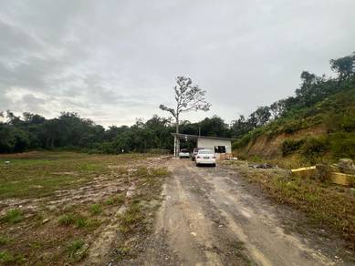 1.1 acre Agriculture Land at Batu Kawa Moyan