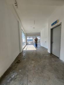 Corner 1st Floor Shop @ Bangi Gateway Steetmall Near Bangi for Rent