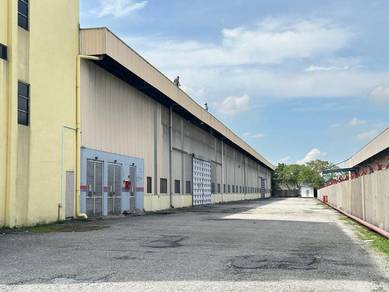Subang light industrial park 4 storey warehouse