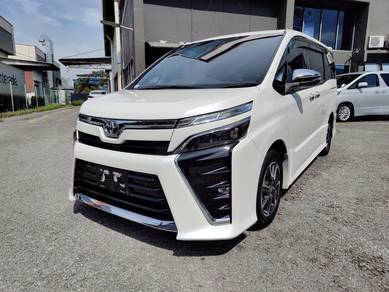 Scrut 4.5 Toyota VOXY 2.0 ZS (A) Kirameki III
