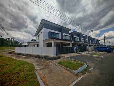 Brand New SHM Garden Stutong Double Storey Terrace Corner For RENT