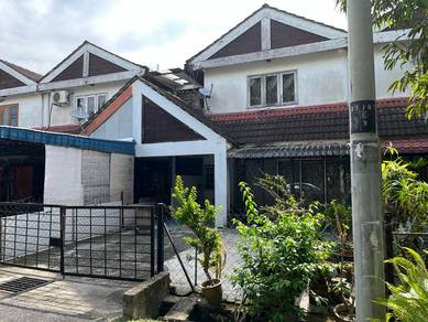 2 Tkt Teres Tmn Tuanku Jaafar  Fasa 2 luas 22x75  Deposit RM1000 shj