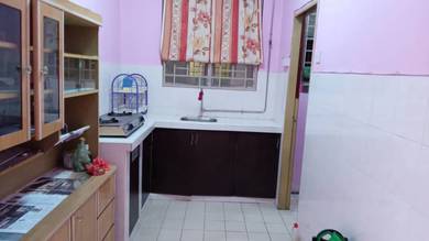Jelutong Apartment @ Selayang Heights