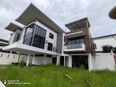 3 Storey Bungalow House @ Horizon Hills