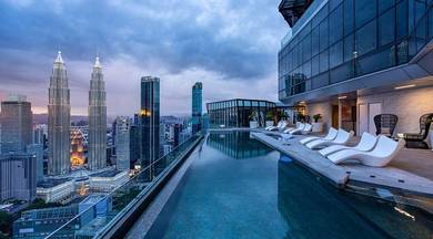 KLCC Foreigner can buy/ 5 Star Hotel Condo Invest/Profit 10k/month