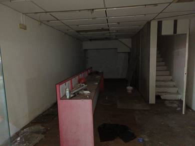 BATU PAHAT BUS-Stand Shopping Lot For Rent
