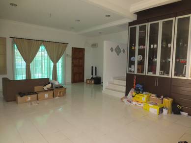 Taman Prima Saujana Terrace house end lot for Sale
