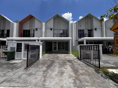 LOW DENSITY 2 Storey Superlink (24x75) Serene Heights Semenyih