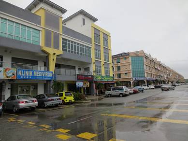 Kajang Sentral 3 Storey Retail Shop Come With Lift For Sale