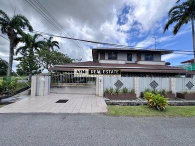 Huge Land Double Storey Detached House Pujut 5 Miri
