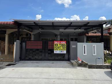 TAMAN MENGLEMBU IMPIANA – RENOVATED SINGLE STOREY HOUSE For Sale
