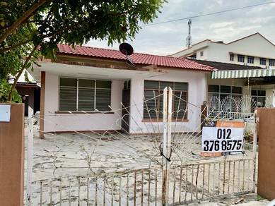 Very good location @  Teluk Intan_Semi D House for Rent
