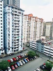 Tepi LRT Vista Angkasa, Jalan Kerinchi, Bangsar South, Kuala Lumpur