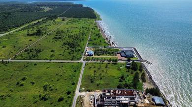 Trombol Golden Beach 🏖️ for Sale