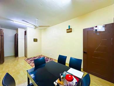 Enggang Apartment