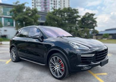 Porsche CAYENNE 4.8 TURBO PORSCHE WARANTY2026