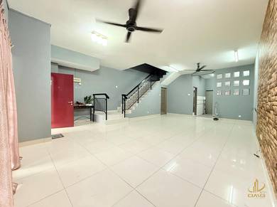 Setia Alam Nusantara double storey to rent