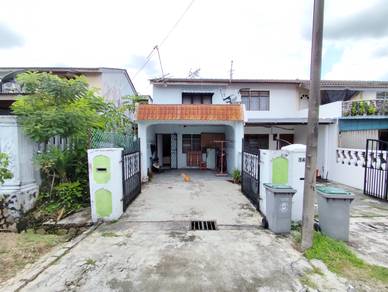 (END LOT + RENOVATED) JALAN BAYAN, Taman Megah Ria, Masai