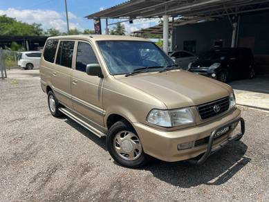 Toyota UNSER 1.8 GLi (A)