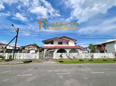 Double Storey Detached House at Pujut 7