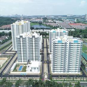 Seri Utama, 3r2b, 1000Sqft, New Unit, With Kitchen Cabinet & 2 Parking