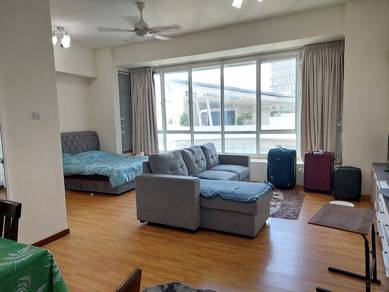 PARK VIEW Service Apartment Kuala Lumpur City Centre with 1 Car Park