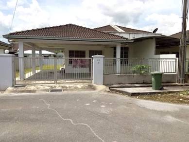 SEMI D Setingkat, BATU 12