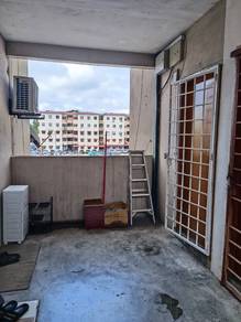 Puchong Utama Court 1