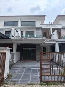 Ulu Tiram Bestari Indah Lily 2 Double Storey Fully Extend House 20x70