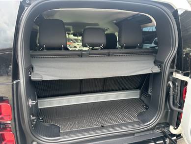 Land Rover DEFENDER 90 2.0 P300 (A)