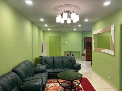Larkin Indah Apartment