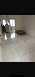 Kiambang Apartment , Renovated , 100% Loan , Putra Perdana ,Blw Market