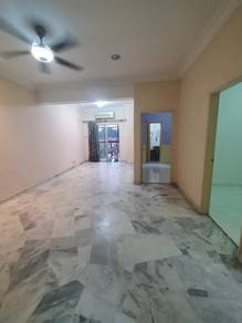 Ria Apartment Taman Daya Kepong Renovated Non Bumi Well Kept For Sale