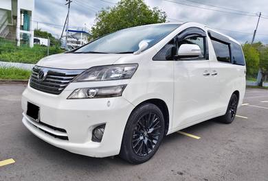 Toyota VELLFIRE 2.4 V (A)