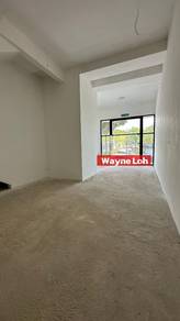 Vervea Shoplot Ground Floor 🚗 | Facing Main Road