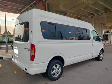 Maxus V80 (M) 2.5 Window Van 15 Seat