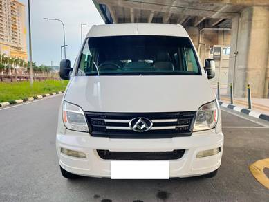 Maxus V80 (M) 2.5 Window Van 15 Seat