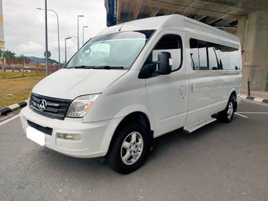 Maxus V80 (M) 15 Seat 2.5 Window Van