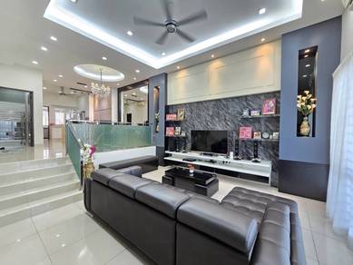 Below Market Kinrara Residence Fully Renovated 2.5 Storey For Sale