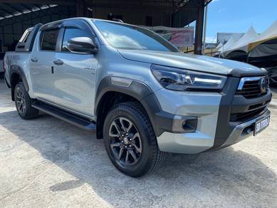 Toyota HILUX 2.8 ROGUE (A)